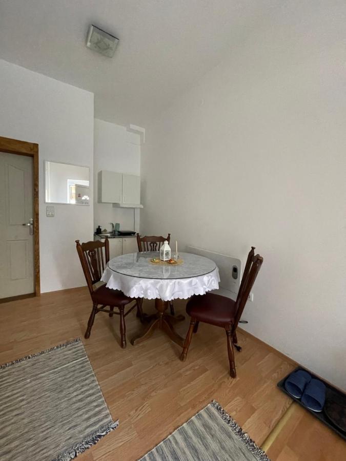 Apartman Studio Lusi 1 수보티차 외부 사진